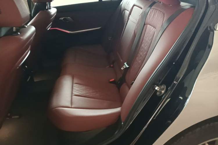Used BMW i3 2022 eDrive 35 L Left Rear Seat
