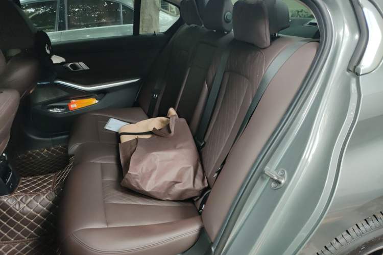 Used BMW i3 2022 eDrive 35 L Left Rear Seat