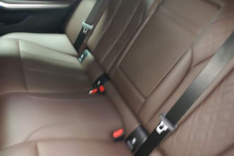Used BMW i3 2022 eDrive 35 L Left Rear Seat