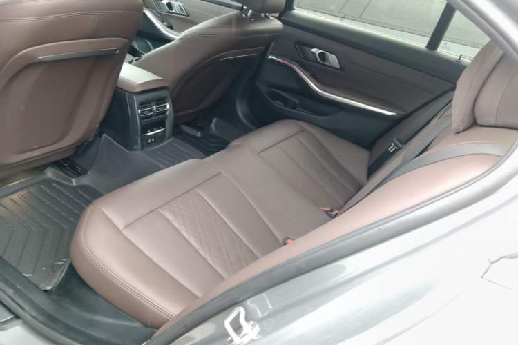 Used BMW i3 2022 eDrive 35 L Left Rear Seat