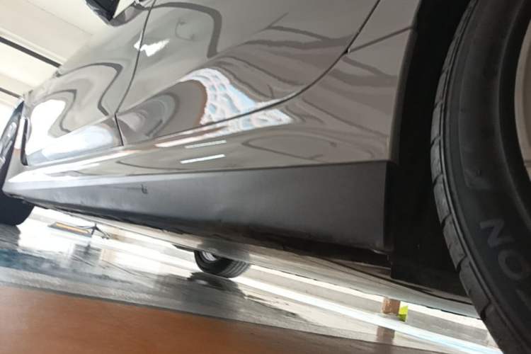 Used BMW i3 2022 eDrive 35 L Left Side Sill