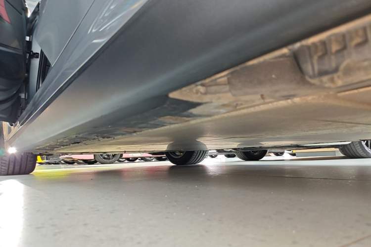 Used BMW i3 2022 eDrive 35 L Left Side Sill