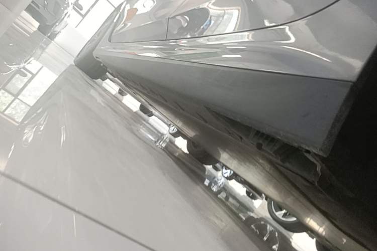 Used BMW i3 2022 eDrive 35 L Left Side Sill