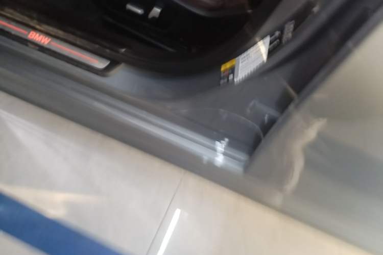 Used BMW i3 2022 eDrive 35 L Left Side Sill