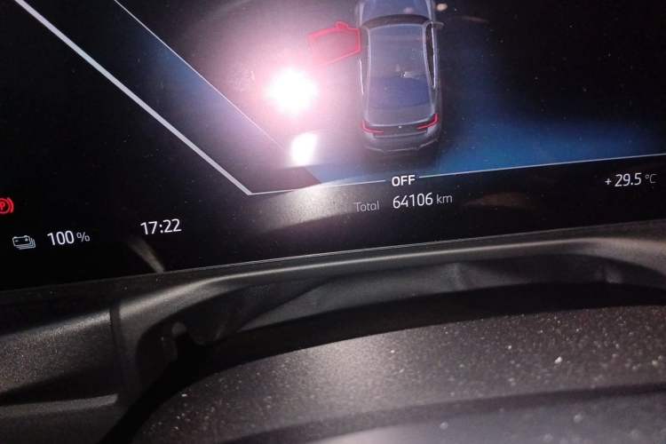 Used BMW i3 2022 eDrive 35 L Odometer Close Up