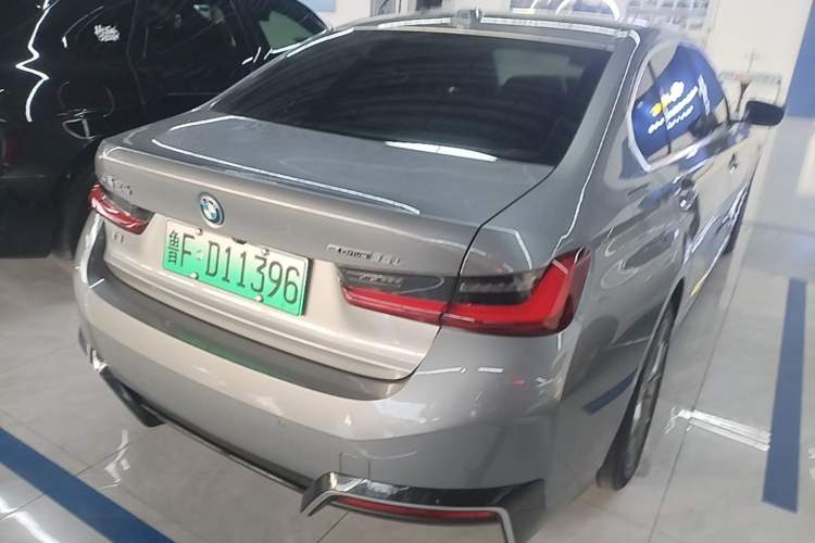 Used BMW i3 2022 eDrive 35 L Rear Right 45 Deg