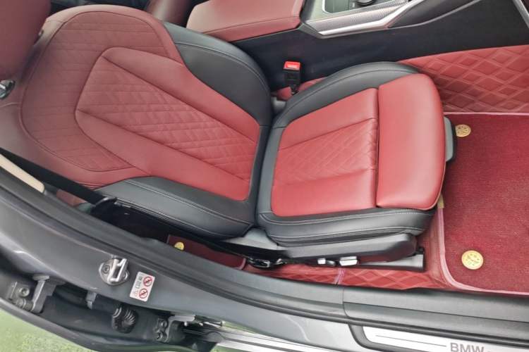 Used BMW i3 2022 eDrive 35 L Right Front Seat