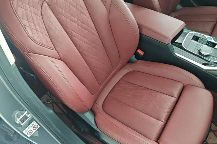 Used BMW i3 2022 eDrive 35 L Right Front Seat