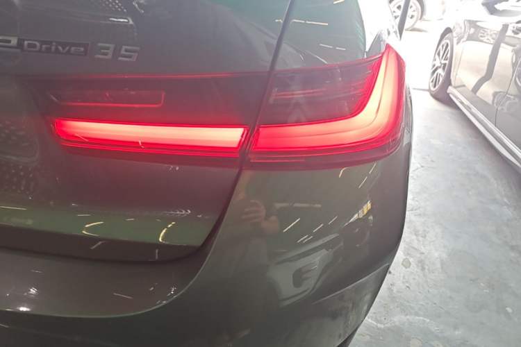 Used BMW i3 2022 eDrive 35 L Right Rear Taillight