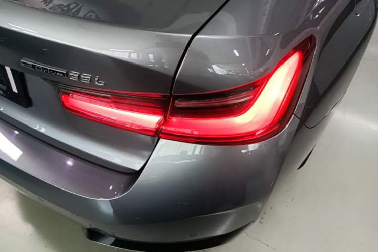 Used BMW i3 2022 eDrive 35 L Right Rear Taillight