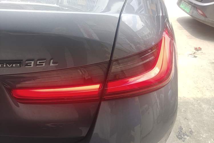 Used BMW i3 2022 eDrive 35 L Right Rear Taillight