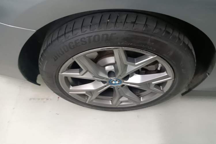 Used BMW i3 2022 eDrive 35 L Right Rear Wheel Hub