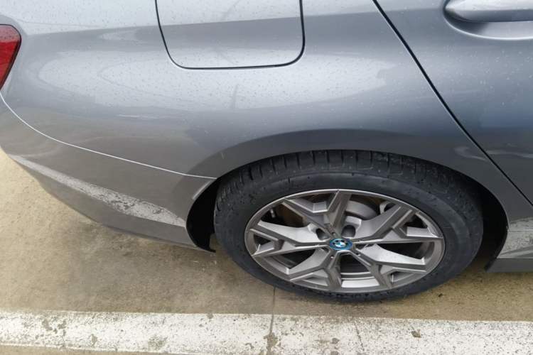 Used BMW i3 2022 eDrive 35 L Right Rear Wheel Hub