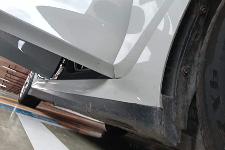 Used BMW i3 2022 eDrive 35 L Right Side Sill