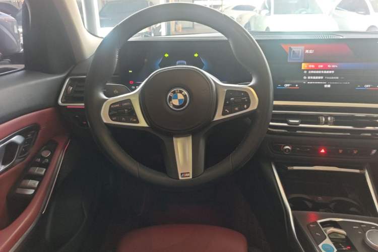 Used BMW i3 2022 eDrive 35 L Steering Wheel