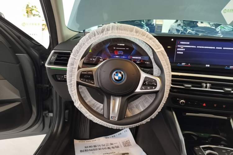 Used BMW i3 2022 eDrive 35 L Steering Wheel