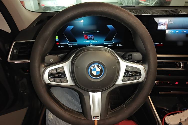 Used BMW i3 2022 eDrive 35 L Steering Wheel