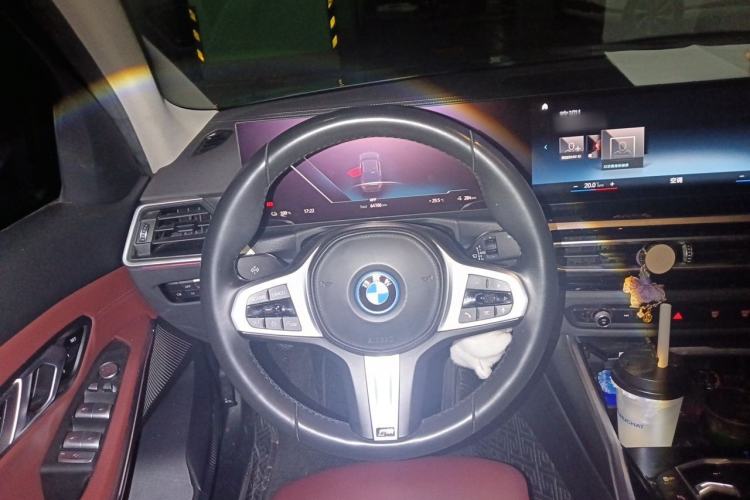 Used BMW i3 2022 eDrive 35 L Steering Wheel