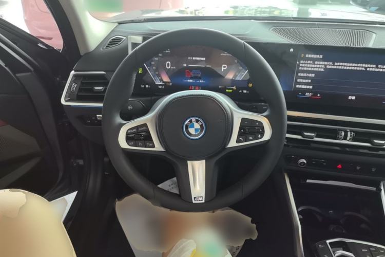 Used BMW i3 2022 eDrive 35 L Steering Wheel