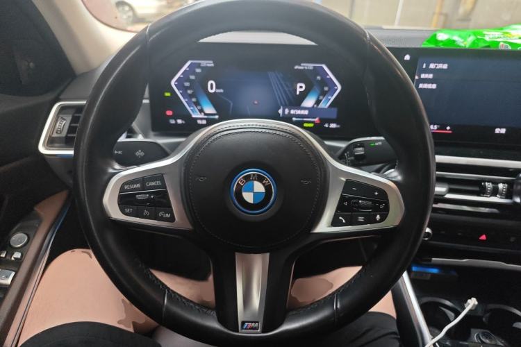 Used BMW i3 2022 eDrive 35 L Steering Wheel