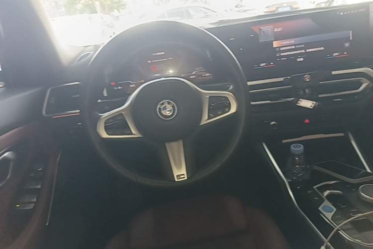 Used BMW i3 2022 eDrive 35 L Steering Wheel