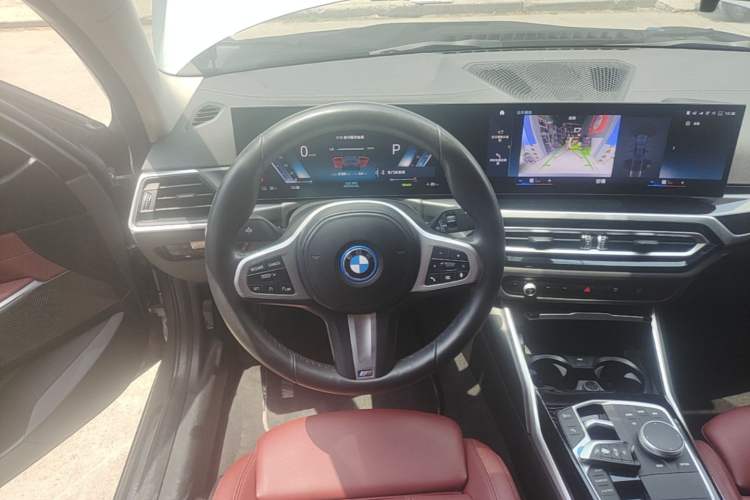 Used BMW i3 2022 eDrive 35 L Steering Wheel