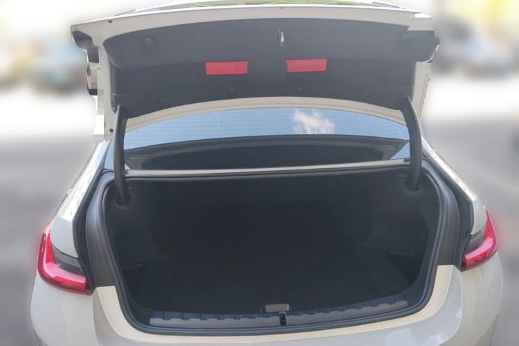 Used BMW i3 2022 eDrive 35 L Trunk