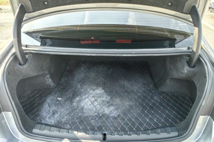 Used BMW i3 2022 eDrive 35 L Trunk