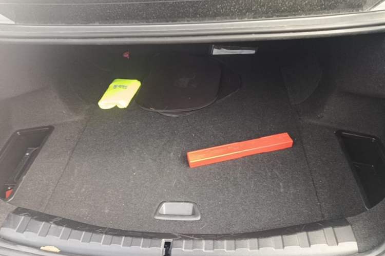 Used BMW i3 2022 eDrive 35 L Trunk
