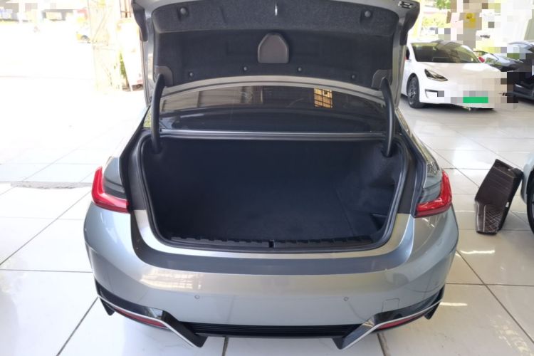 Used BMW i3 2022 eDrive 35 L Trunk