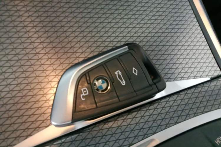 Used BMW i3 2022 eDrive 35 L Vehicle Key