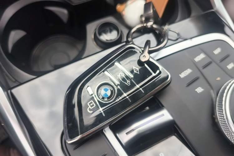 Used BMW i3 2022 eDrive 35 L Vehicle Key