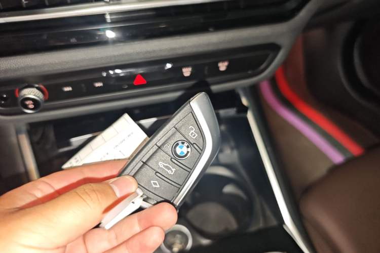 Used BMW i3 2022 eDrive 35 L Vehicle Key