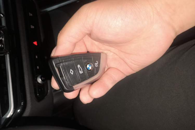 Used BMW i3 2022 eDrive 35 L Vehicle Key