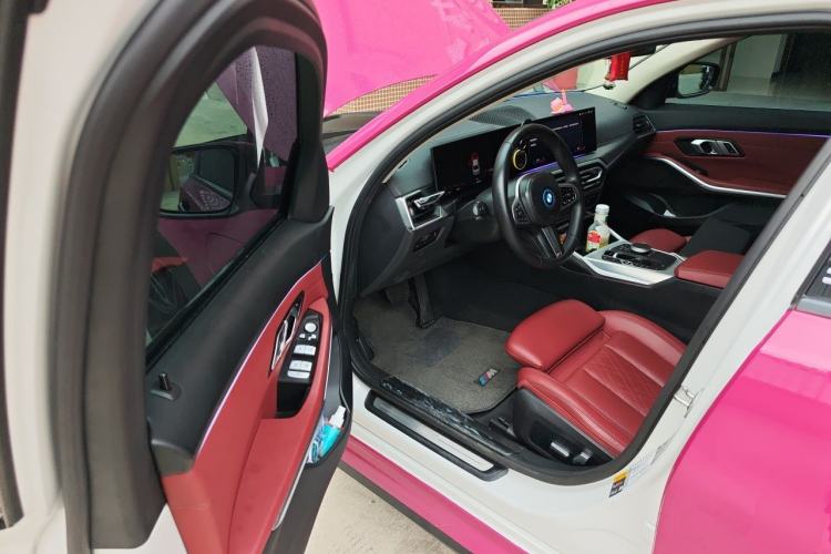 Used BMW i3 2022 eDrive 35 L Driver Seat