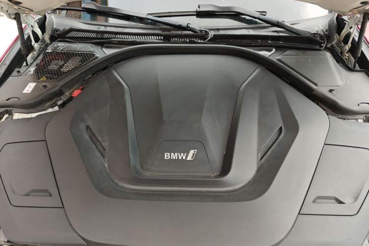 Used BMW i3 2022 eDrive 35 L Engine Bay