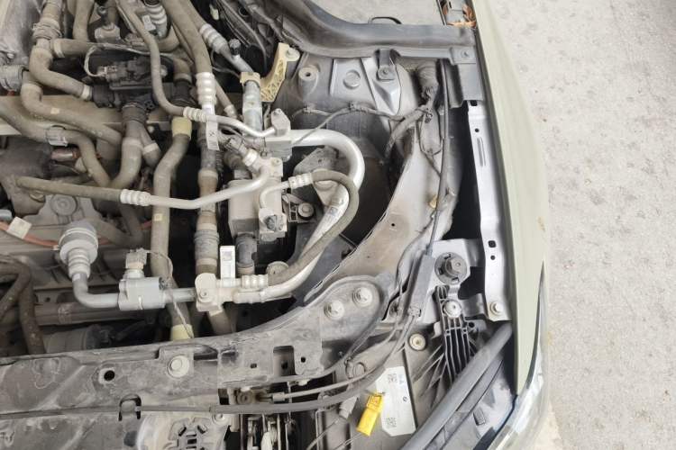 Used BMW i3 2022 eDrive 35 L Engine Bay Left