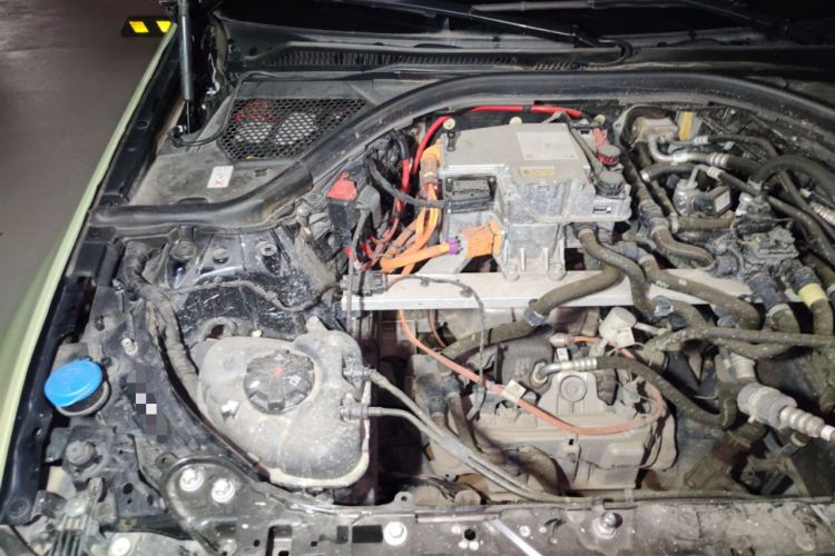 Used BMW i3 2022 eDrive 35 L Engine Bay Right
