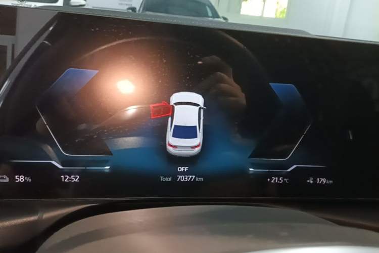 Used BMW i3 2022 eDrive 35 L Instrument Cluster