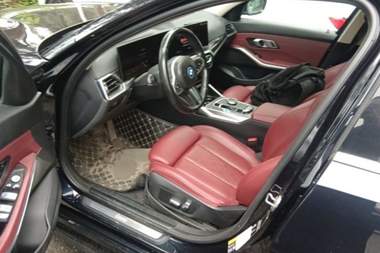 Used BMW i3 2022 eDrive 35 L Driver Seat