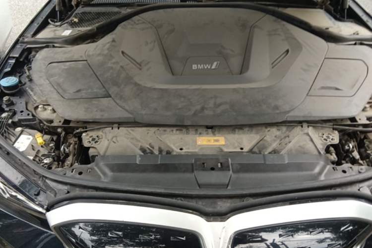 Used BMW i3 2022 eDrive 35 L Engine Bay