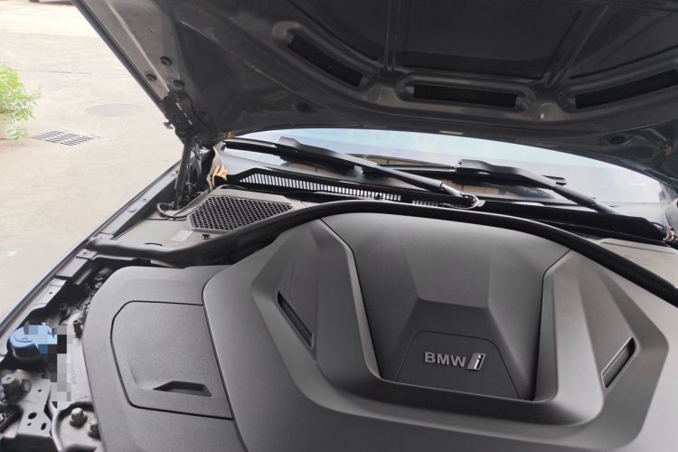 Used BMW i3 2022 eDrive 35 L Engine Bay Right