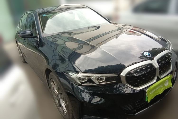 Used BMW i3 2022 eDrive 35 L Front Right 45 Deg