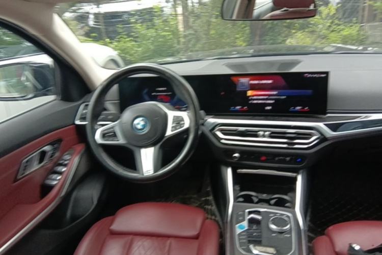 Used BMW i3 2022 eDrive 35 L Steering Wheel