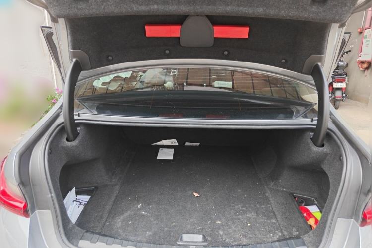 Used BMW i3 2022 eDrive 35 L Trunk