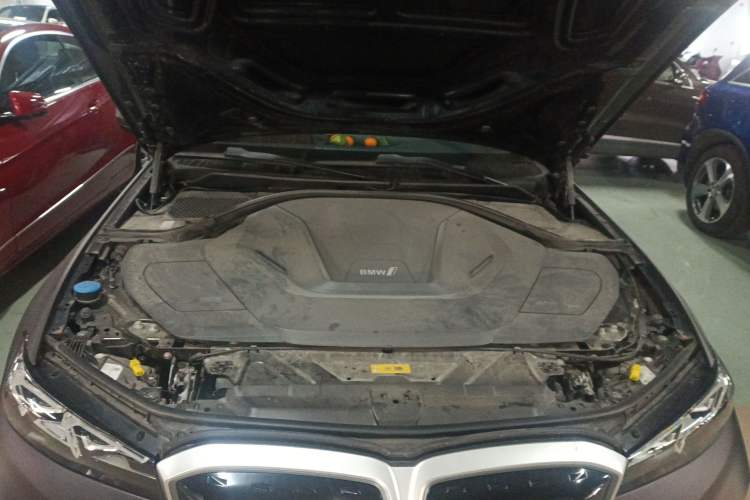 Used BMW i3 2022 eDrive 35 L Engine Bay