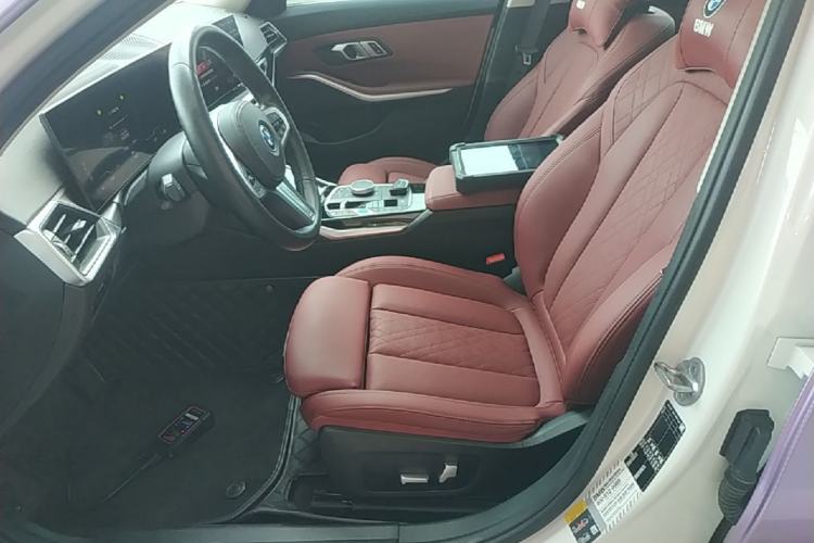 Used BMW i3 2022 eDrive 35 L Left Front Seat