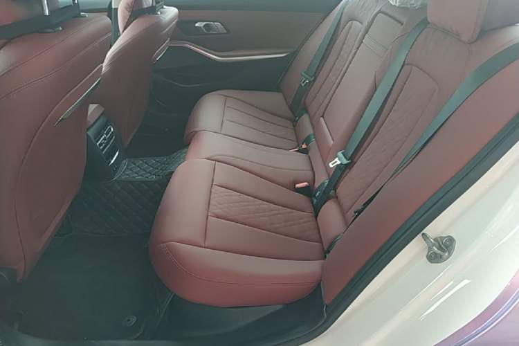 Used BMW i3 2022 eDrive 35 L Left Rear Seat
