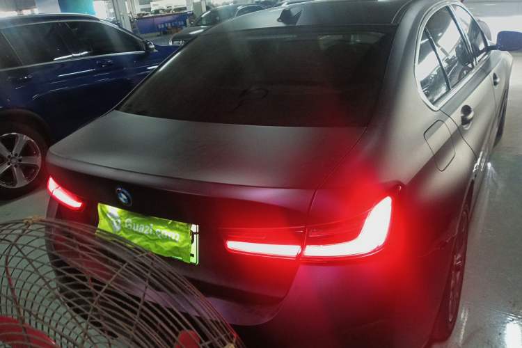 Used BMW i3 2022 eDrive 35 L Rear
