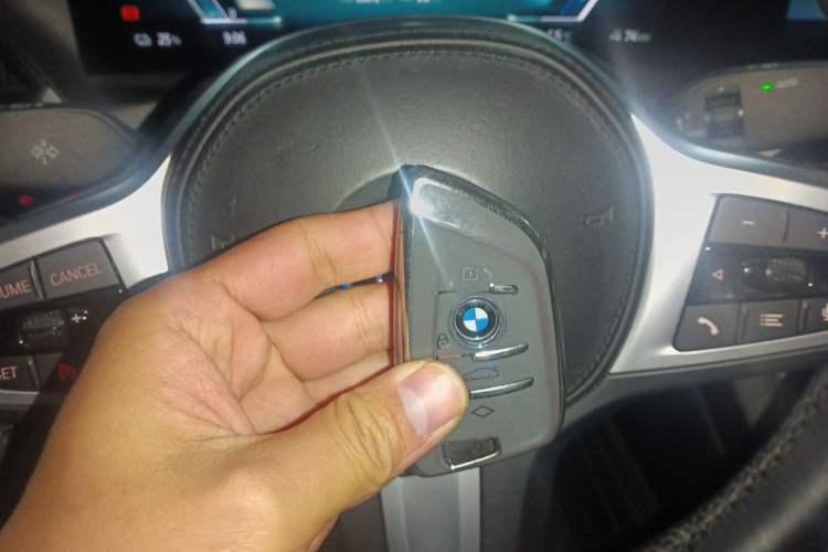 Used BMW i3 2022 eDrive 35 L Vehicle Key